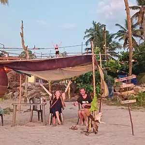 https://zest-moon-bech-home.kerala-hotels.net