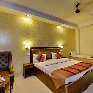 Hotel Diamond, Chandigarh